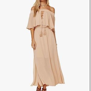 NWT NEVER BEEN WORN Somedays Lovin Women's Touch The Sun Off Shoulder Midi Dress